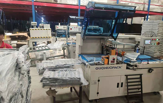 Stamping Iron Heat Shrink Packaging Machine