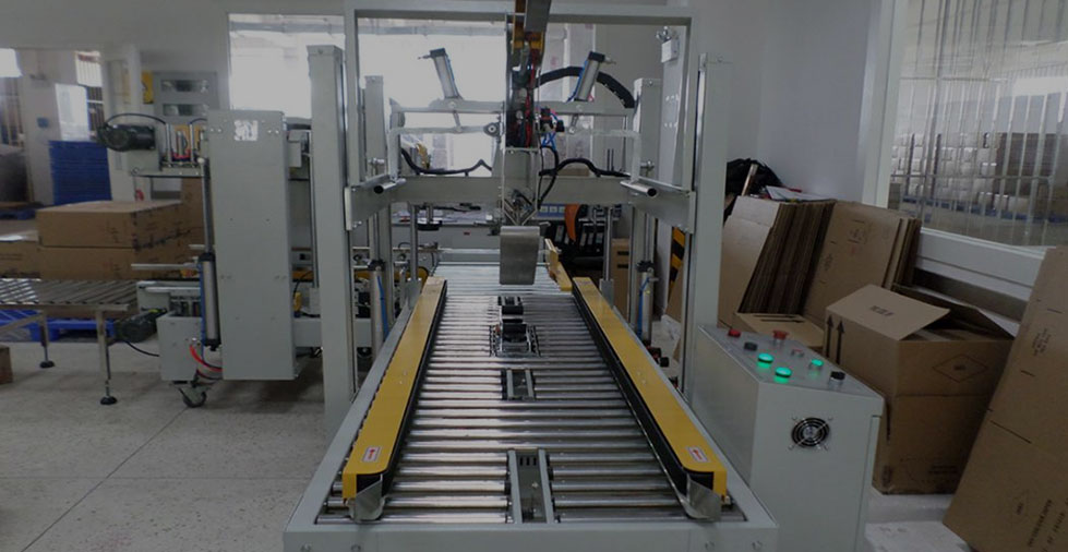 VERTICAL L SEALING PE FILM SHRINK WRAPPING MACHINE VIDEO